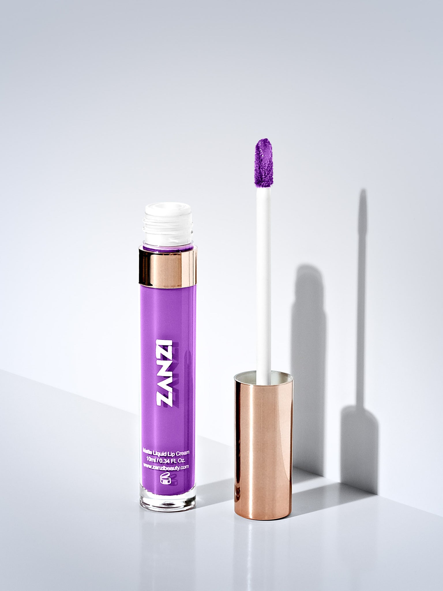 Zanzi Matte Liquid Lipstick: Riot